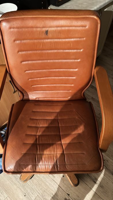 Продам офисный мебель