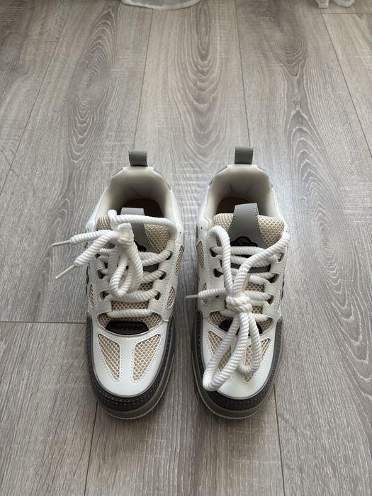 LV Skate Trainer