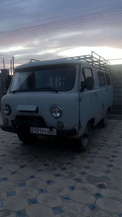 Продам уаз буханка,на ходу,остальные вопросы по телефону,обмен на скот
