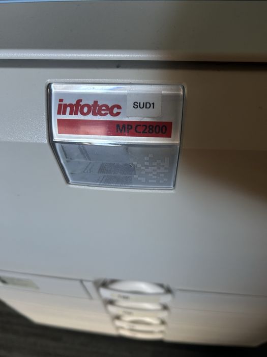 Imprimanta multifunctionala Ricoh Aficio MP C2800