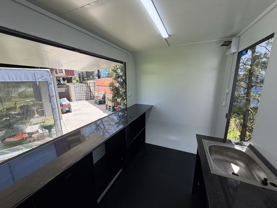 Food trailer / rulota comerciala, RAR, inmatriculata, 750 kg, noua
