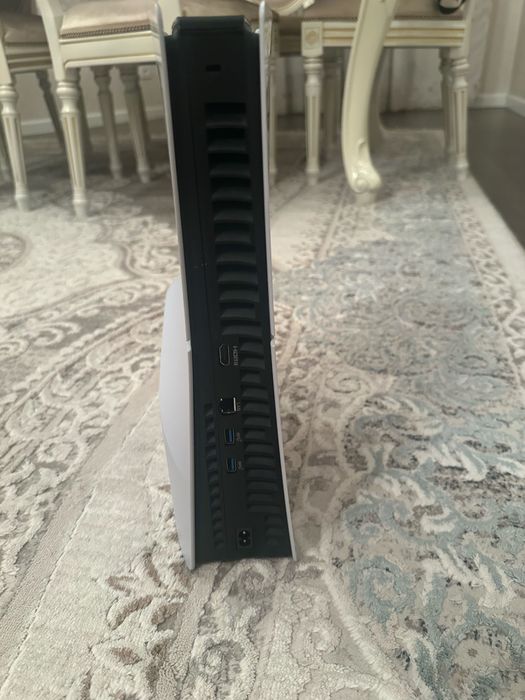 Продам playstation 5 slim