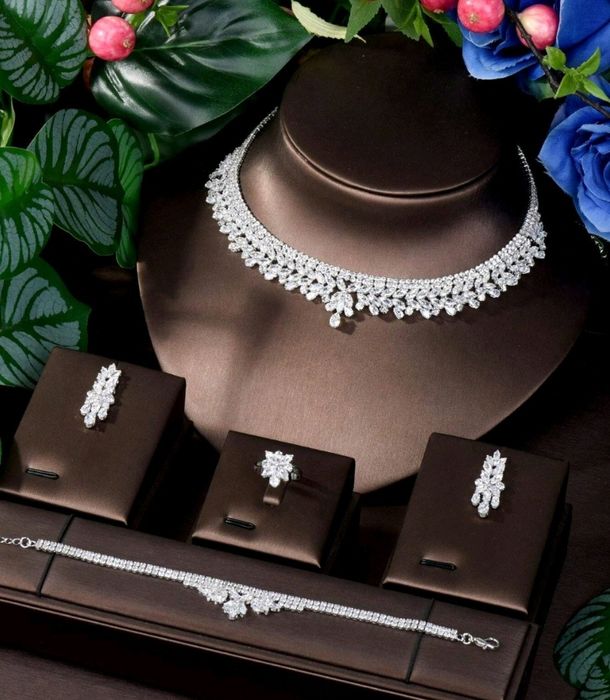 Дамски комплект бижута от 4 части