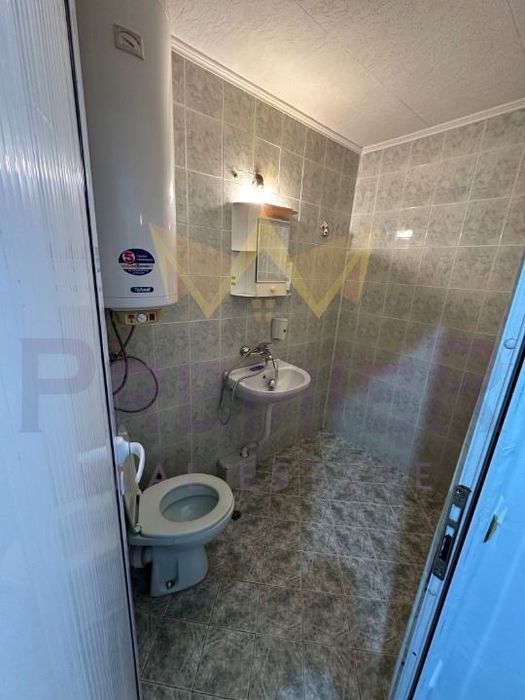 Дава се под наем Едностаен апартамент в Варна, Владислав Варненчик - 45 кв.м за 250 € - Снимка #4