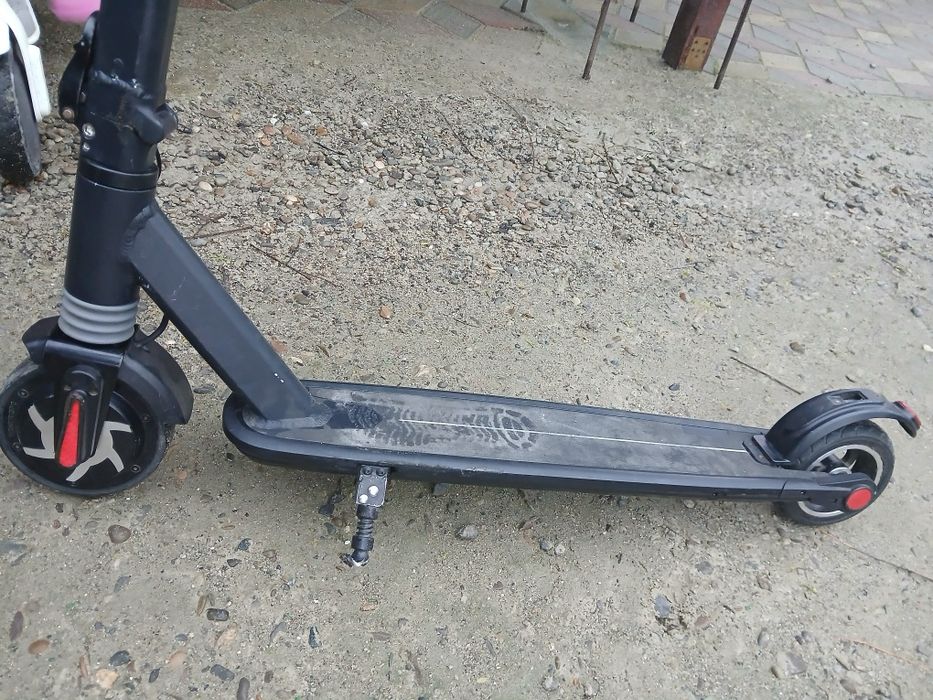 Vand/schimb Trotineta Electrica si normala!