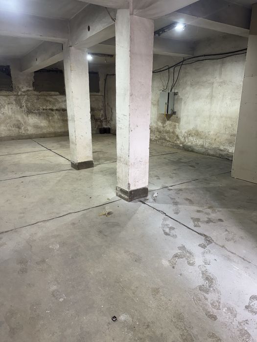 Дава се под наем Промишлена сграда в Перник, Могиличе - 110 кв.м за 438.6 € - Снимка #1