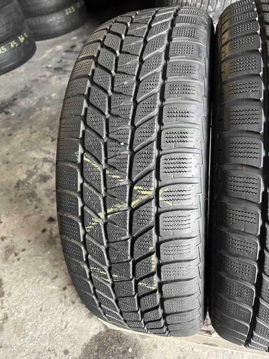 2 anvelope de iarna 205/55/17 Bridgestone Runflat 6.6 mm!