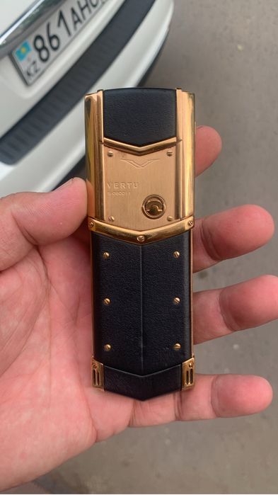Продам VERTU