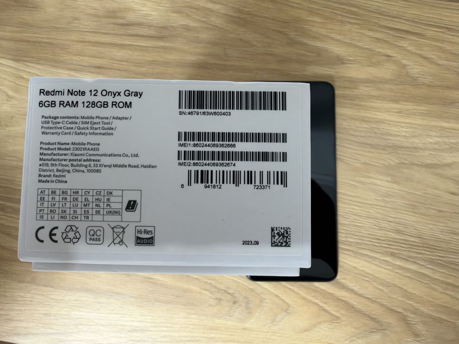 Продам смартфон Redmi note 12