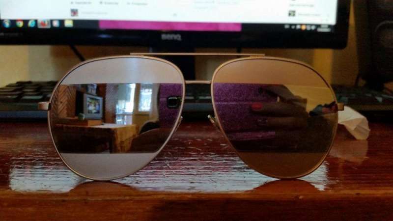 Модерни слънчеви очила