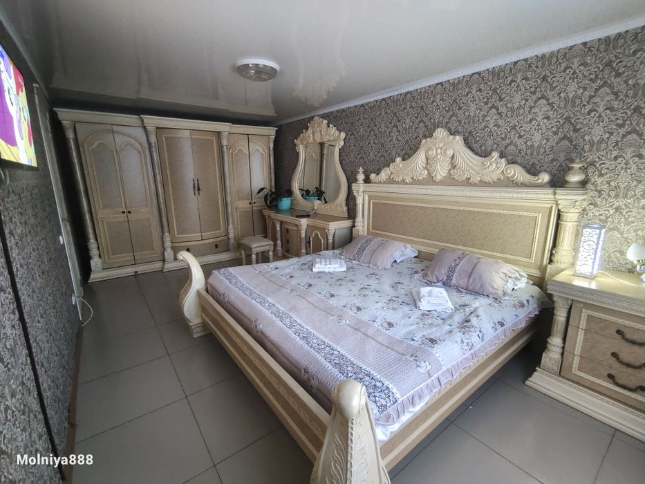 Сдам квартиру по суточно,почасовой