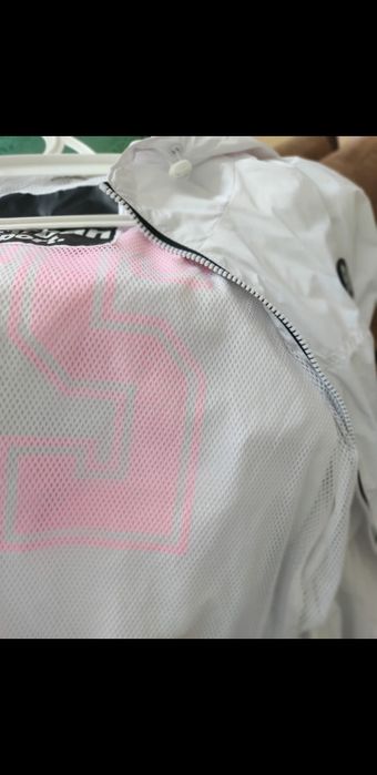 2 ветровки, юбка, рубашка