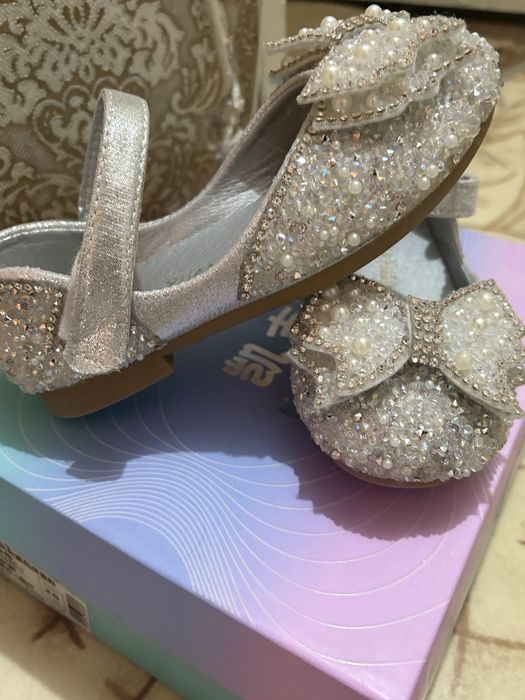 Туфли для девочки