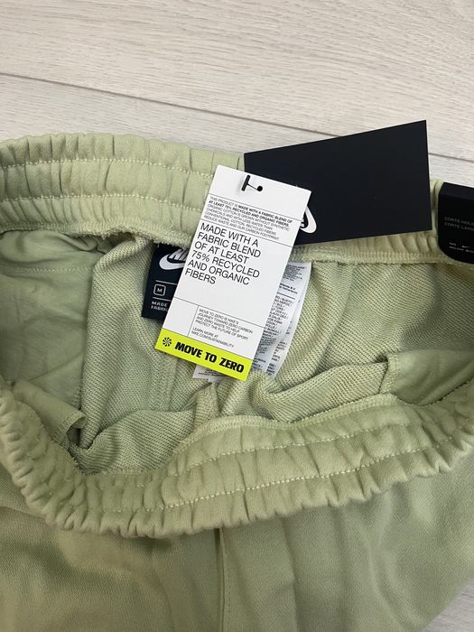 Дамски спортни къси панталони Nike Sportswear Erastus Day