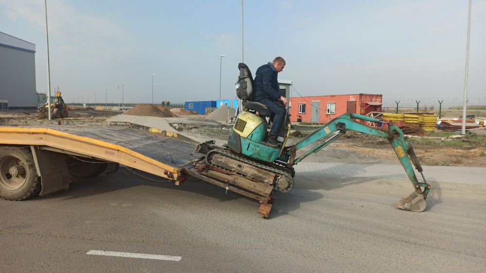 Продам мини экскаватор