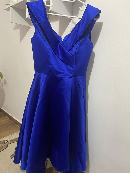 Rochie scurta , marimea S