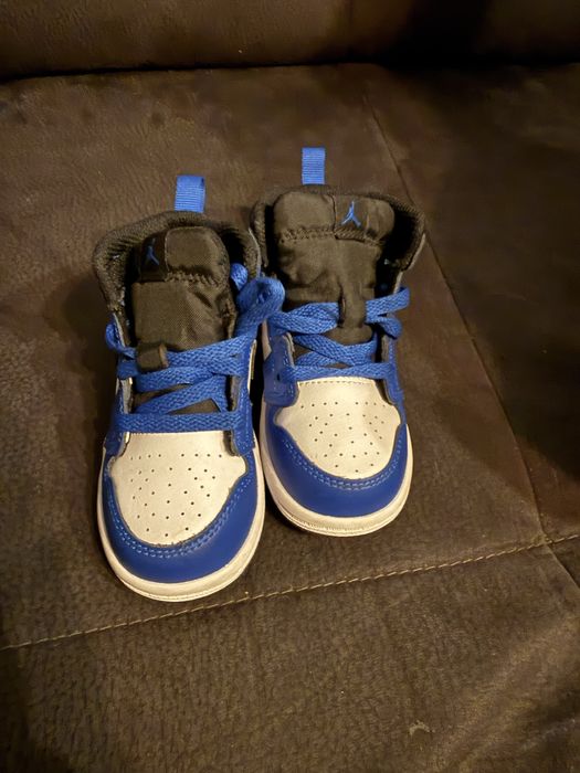 Бебешки маратонки найк