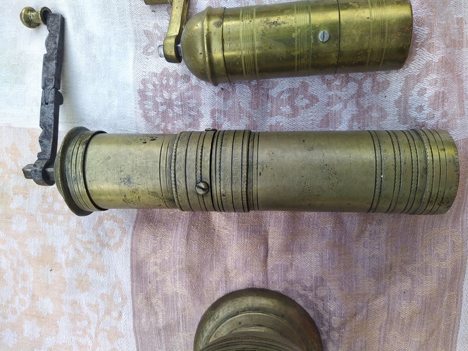 Стари албански кафемелачки и хаванче