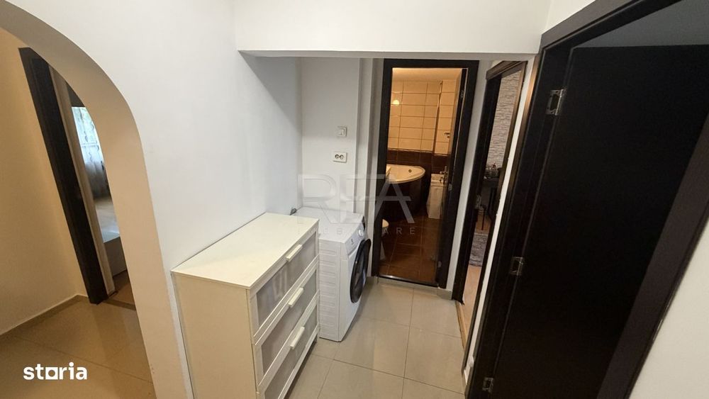 3 camere Vitan decomandat, et. 3, an 1992, metrou, 76 mp