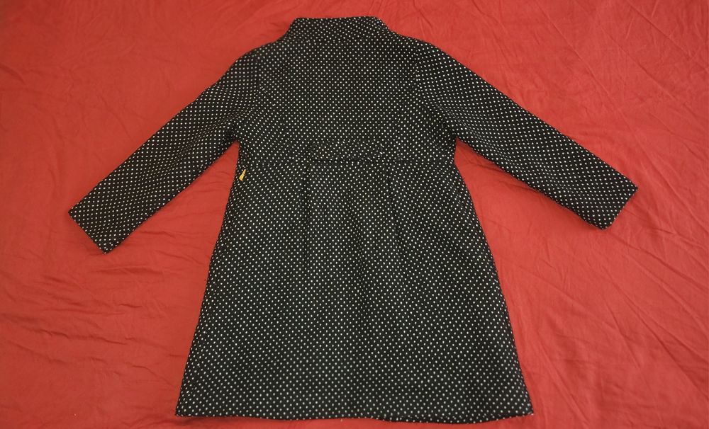 Продавам зимни якета за момиче подходящи за деца на възраст от 6 до 8