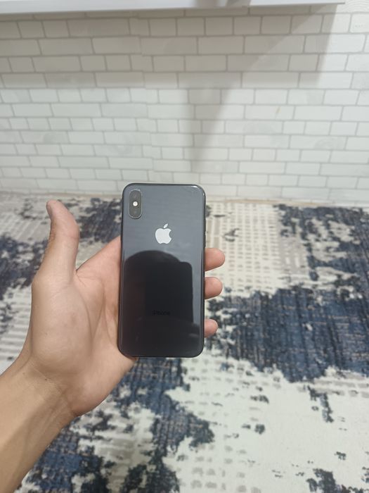 iphone xs 64    kelishamiza