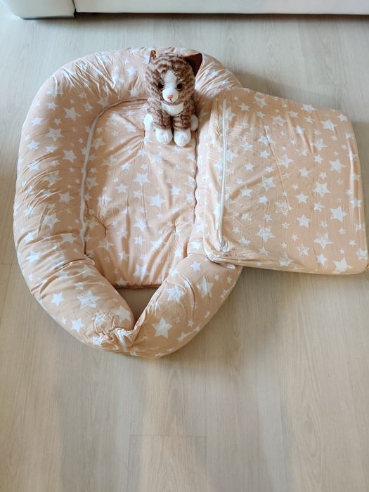 Бебешко гнездо и анти-рефлукс възглавница