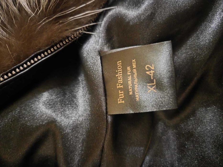 Късо палто от естествен косъм черно-бяло - размер М/L