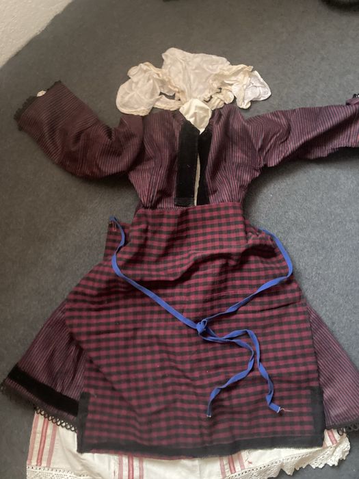 Народна носия НОВА