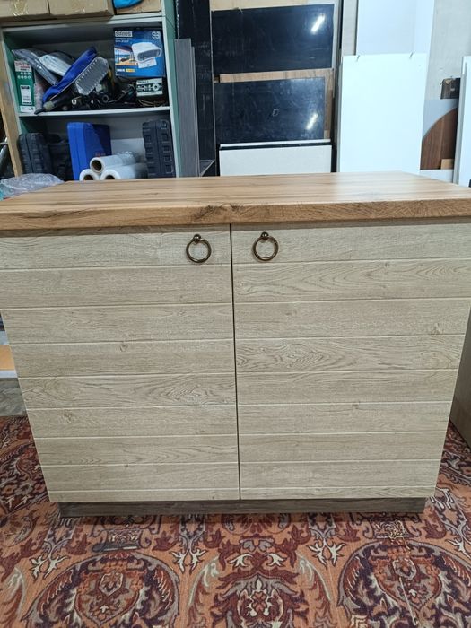 Тумба универсальная.