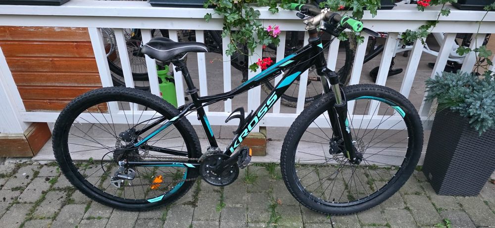 Oferta de iarna Bicicleta Hardtail Kross Lea