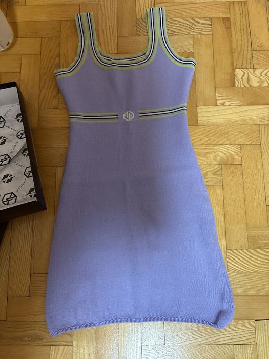 Рокля на Алесса изчерпана в сайта!!!