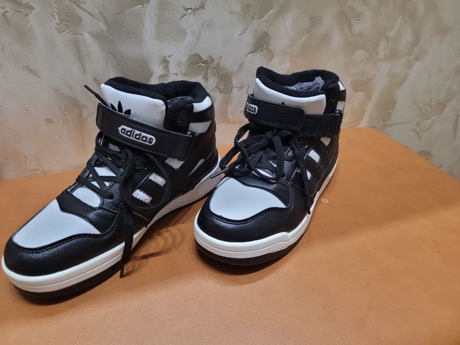 Зимние кроссовки детские