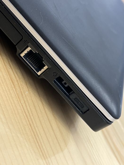 Lenovo ThinkPad E540 не включается