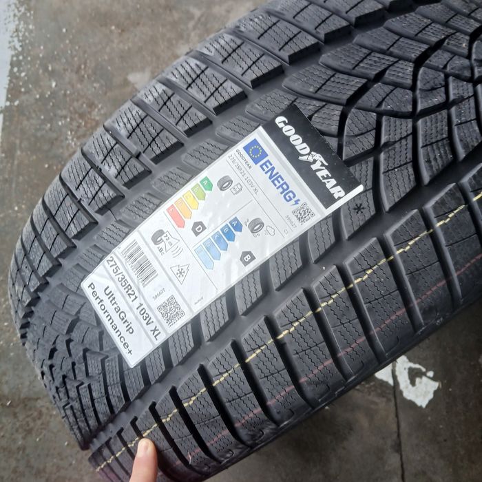 275/35 R21 Goodyear ultra grip XL iarna noi