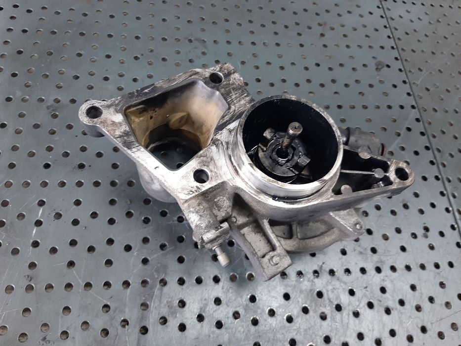 pompa vacuum 2.2 tdci  ford transit peugeot boxer xs7q-2r451bj