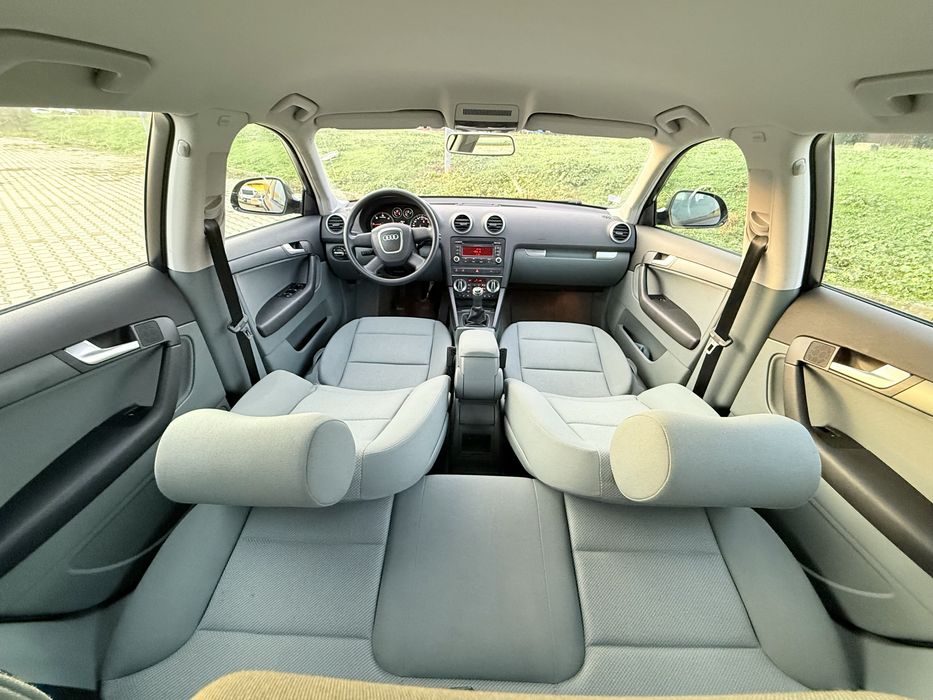 Audi•A3•Sporback•1.6 Tdi•105cp•2010 Euro5•Clima•incalzire scaune•pilot