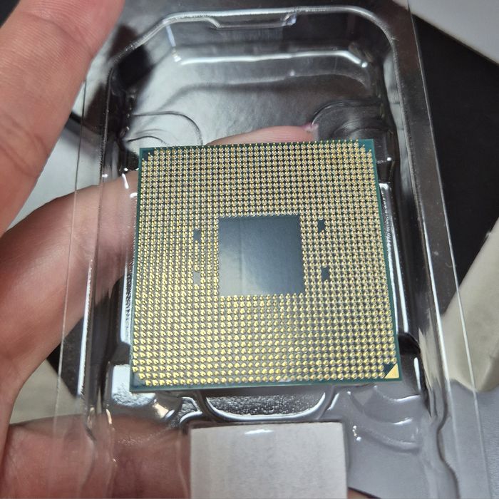 Процессор AMD Ryzen 7 3700X BOX (б/у)