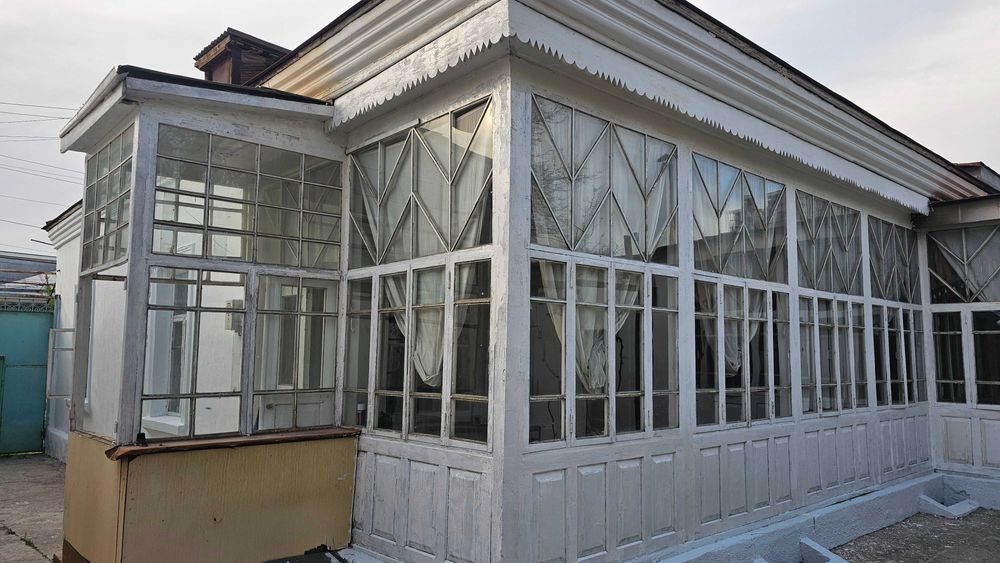 Ҳовли ижарага берилади