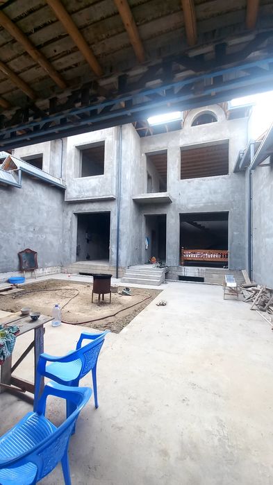 Сергели коробка 2.5 сотки 7 комнат 2 этажа