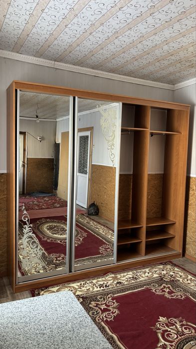Продам шкаф-купе