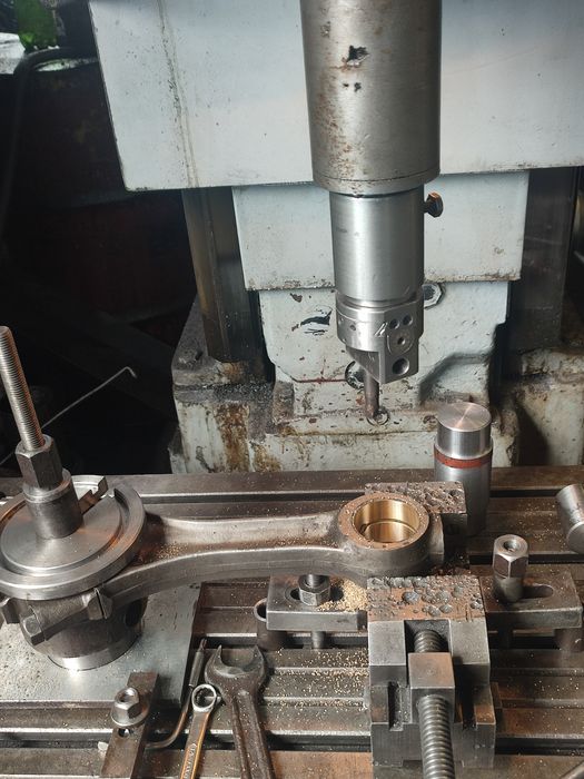 Замена втулок шатуна