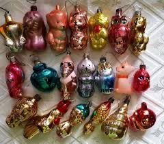 Отдам бесплатно новогодние игрушки