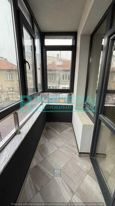 Дава се под наем Тристаен апартамент в Търговище, Център - 80 кв.м за 298.86 € - Снимка #8