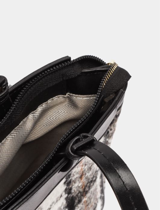 Стильная женская твидовая сумка