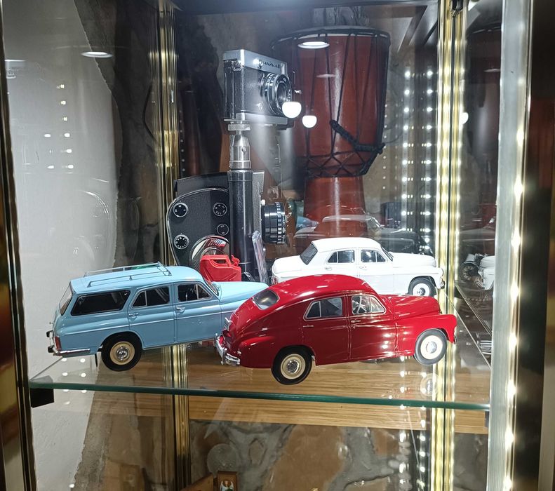 1:18 мащаб Чайка и други