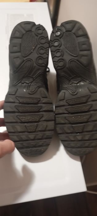 Оригинални маратонки Nike 41