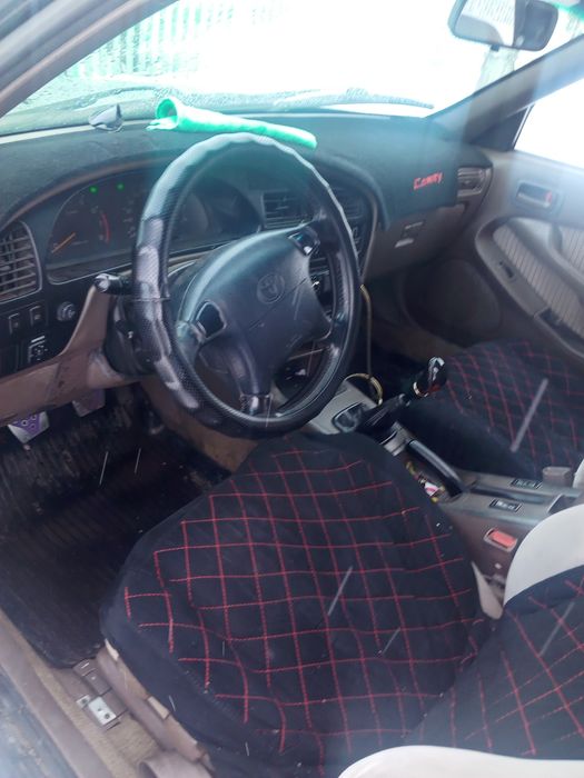 Тайота камри 10  .