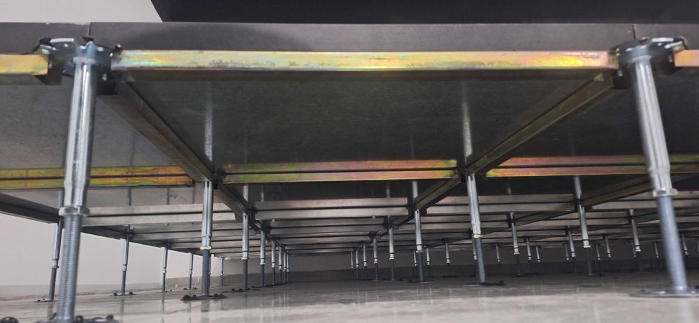 Монтаж фальшпола под ключ | BXDEVELOPMENT | Гарантия качества