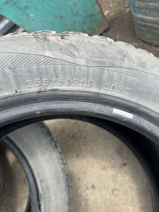 Продам шины зимние без шипов