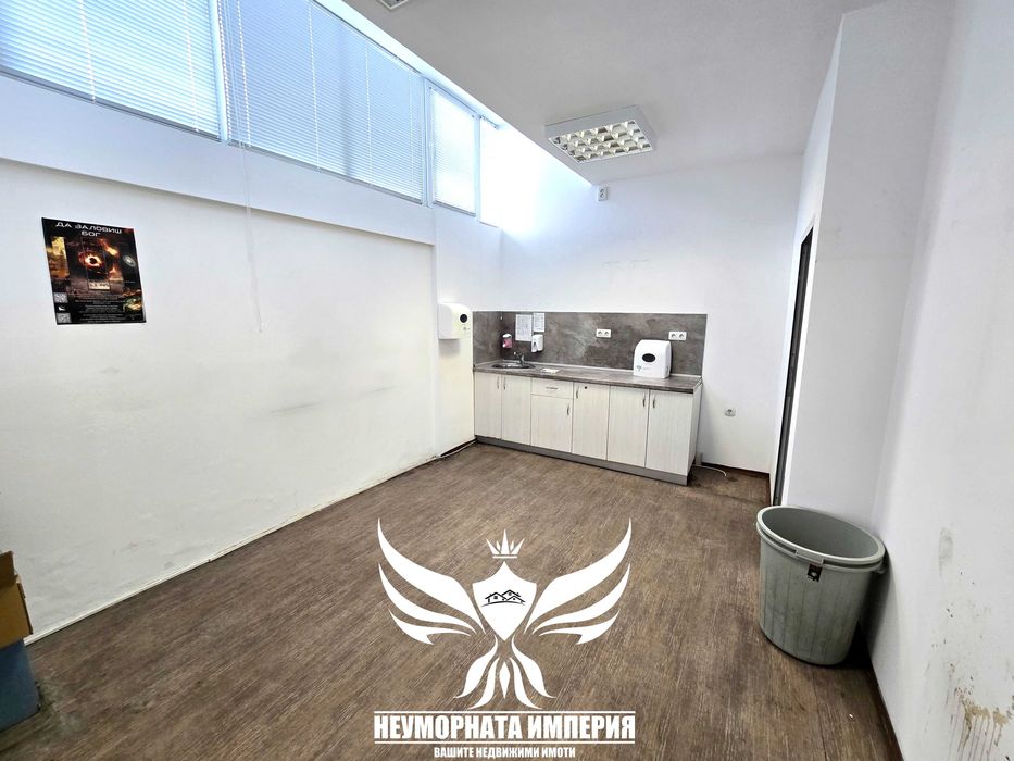 Дава се под наем Склад в Пловдив, Западен - 760 кв.м за 3800 € - Снимка #6